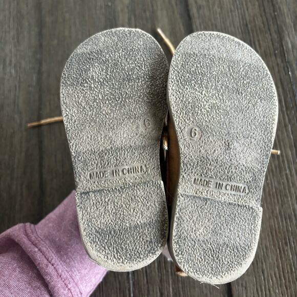 Old Navy Boys Shoes Boots Size 6 Sherpa Lined - Picture 2 of 6